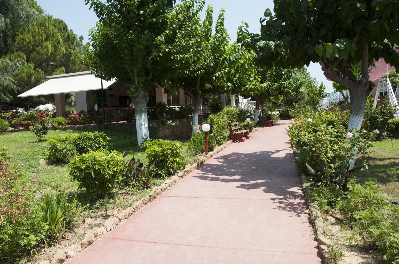 ארקודי Apartments Hotel Alexandros מראה חיצוני תמונה